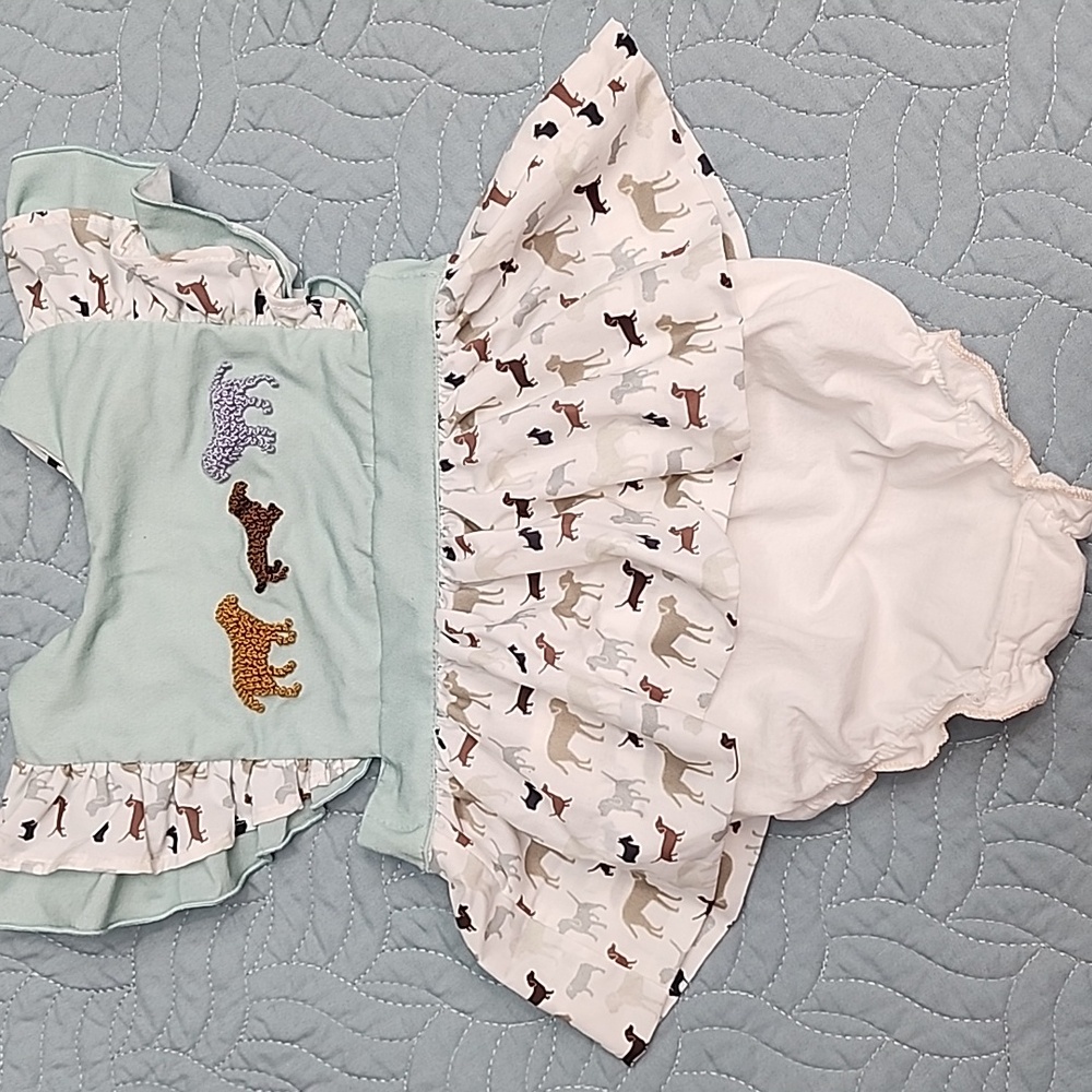 Busy Bee Smocks 9 Month Dog Outfit